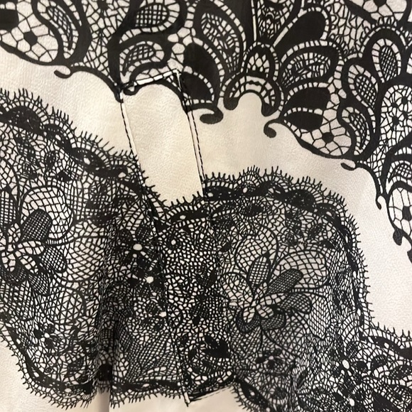 Forever 21+; XL; black/white silky lightweight pattern jacket; zip up; like new - Picture 7 of 7